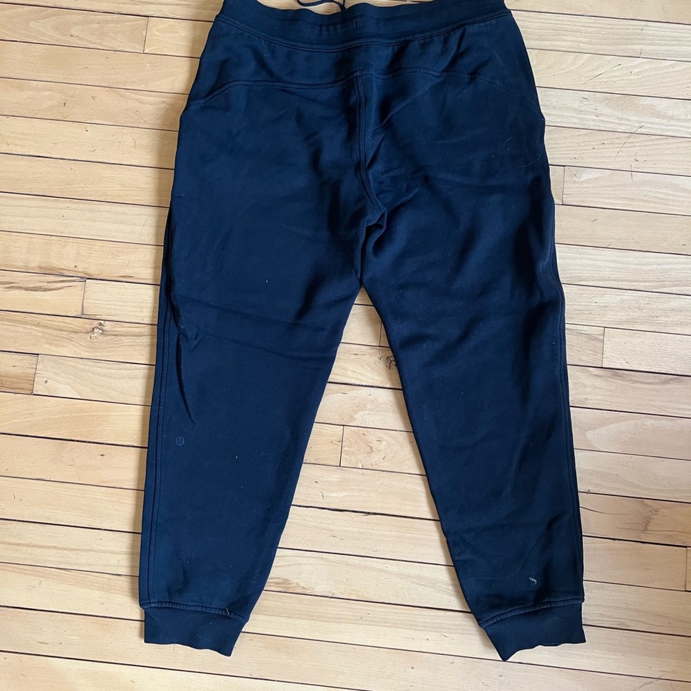 Lululemon joggers size 12